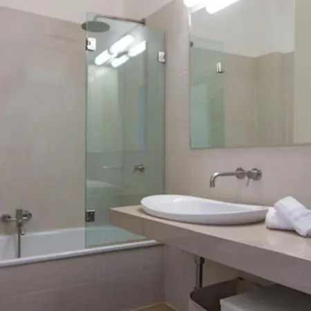 Borgo Charme Elegante E Unico. Dimora Da Sogno